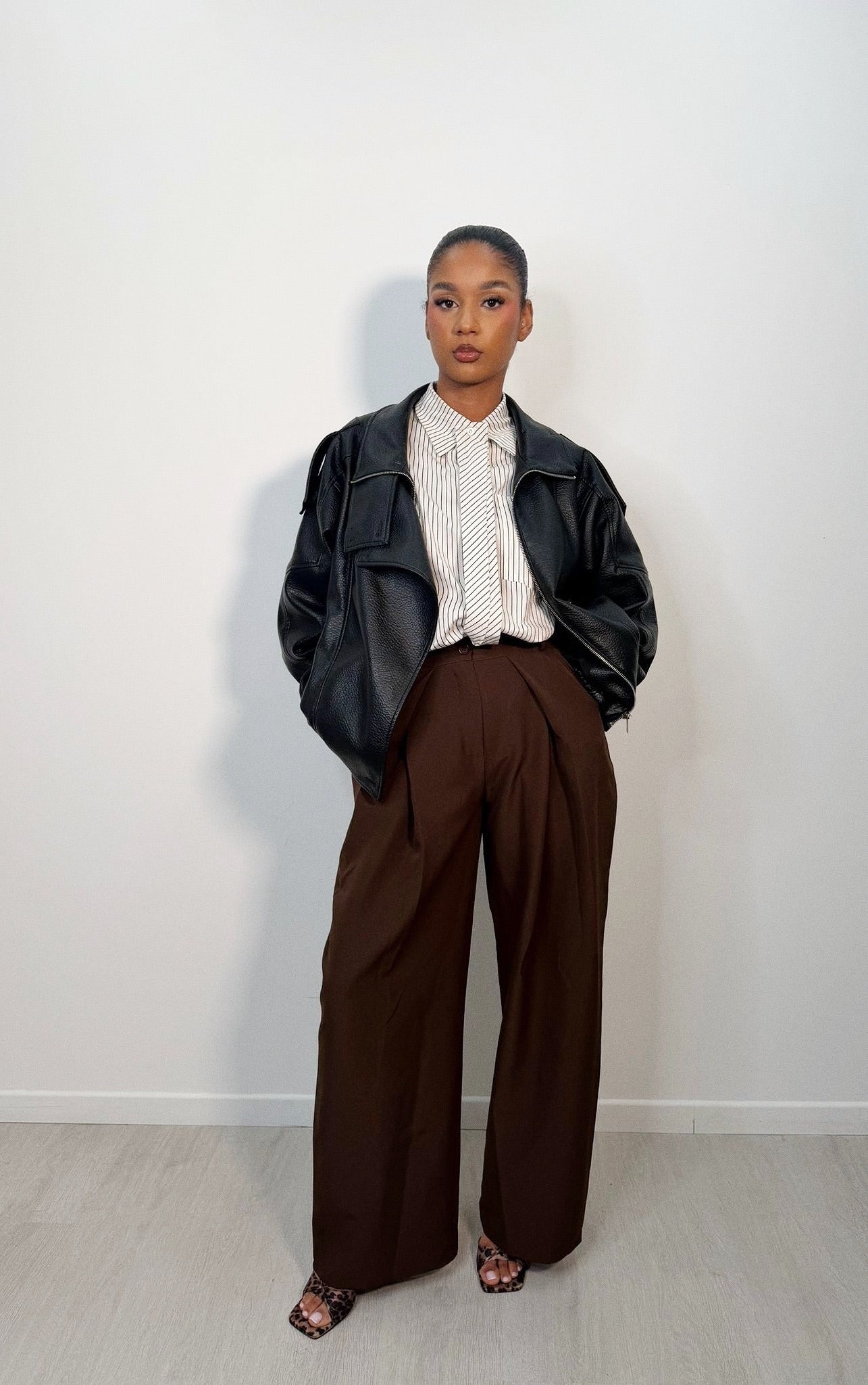 pantalon-portefeuille-401ylj-1.jpg pantalon portefeuille – Image 1